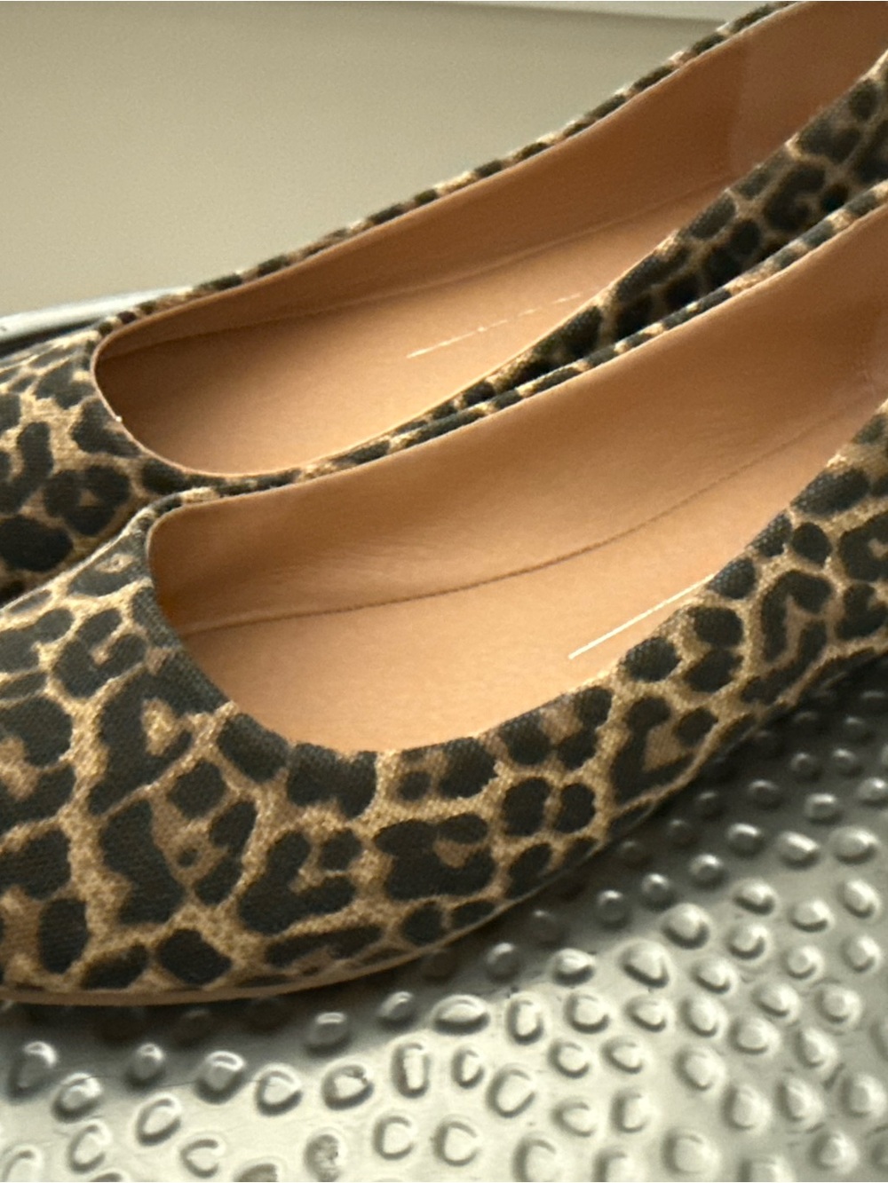 Report Leopard-Print Ballet Flats in Brown & Black